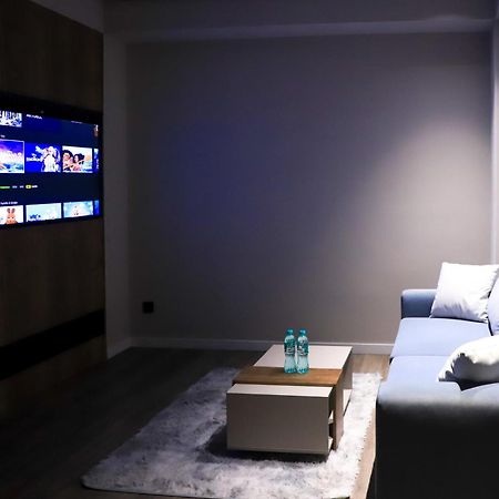 Hotel Panorama 杜尚别 外观 照片