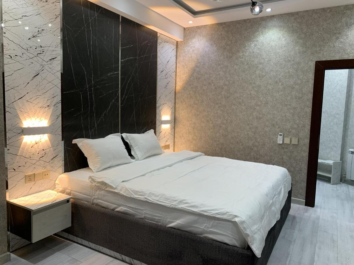Hotel Panorama 杜尚别 外观 照片