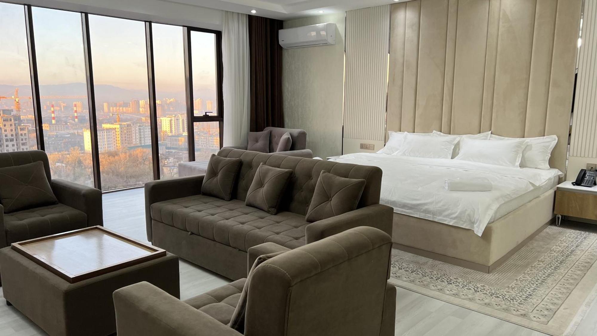 Hotel Panorama 杜尚别 外观 照片
