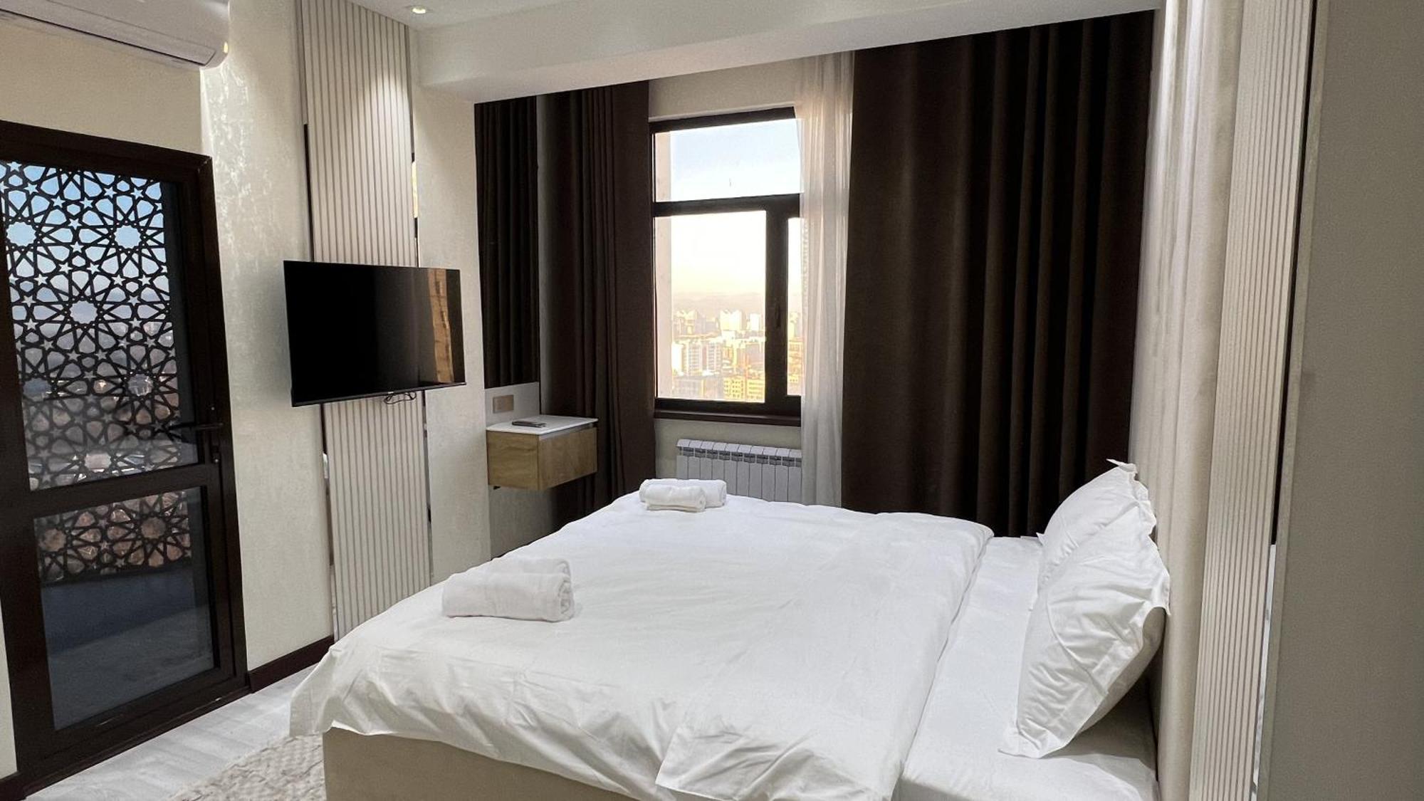 Hotel Panorama 杜尚别 外观 照片