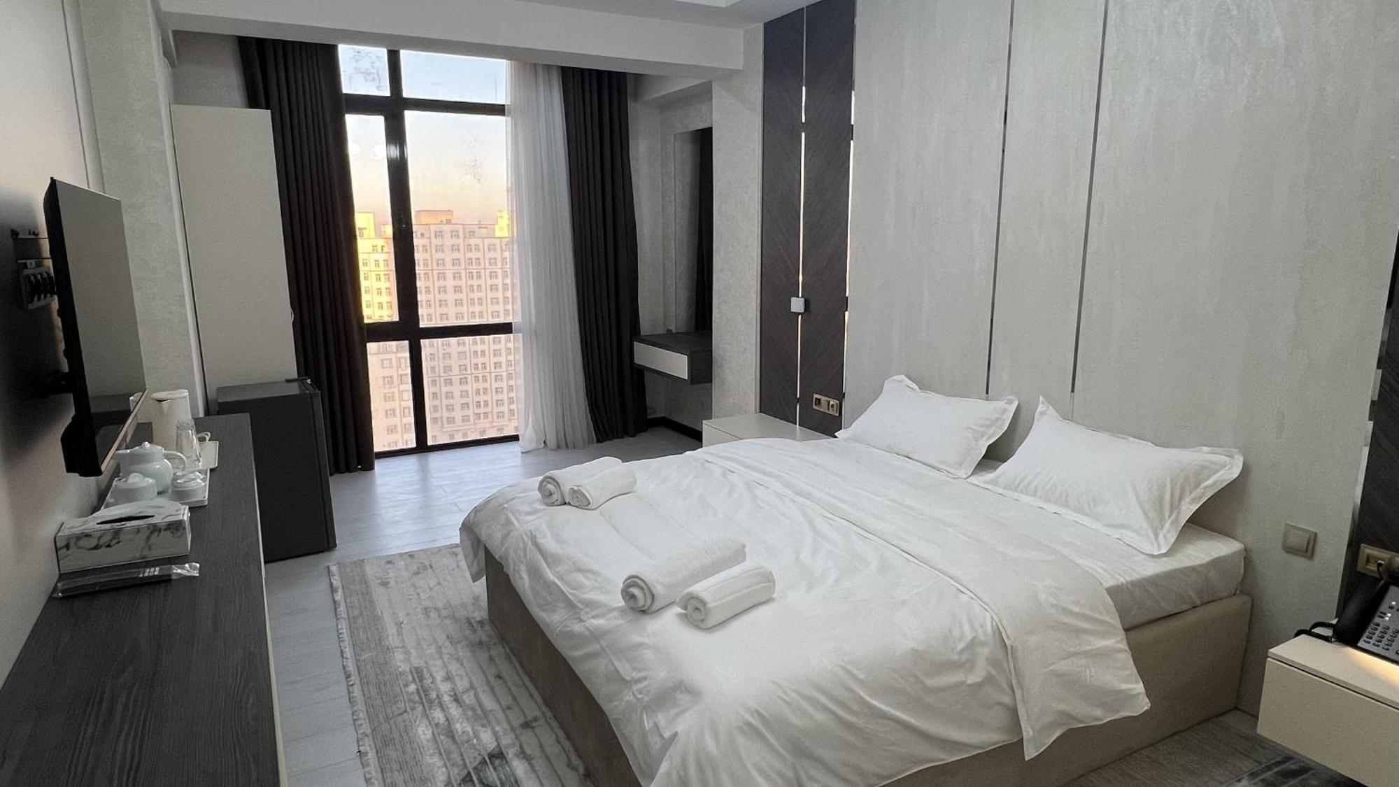 Hotel Panorama 杜尚别 外观 照片