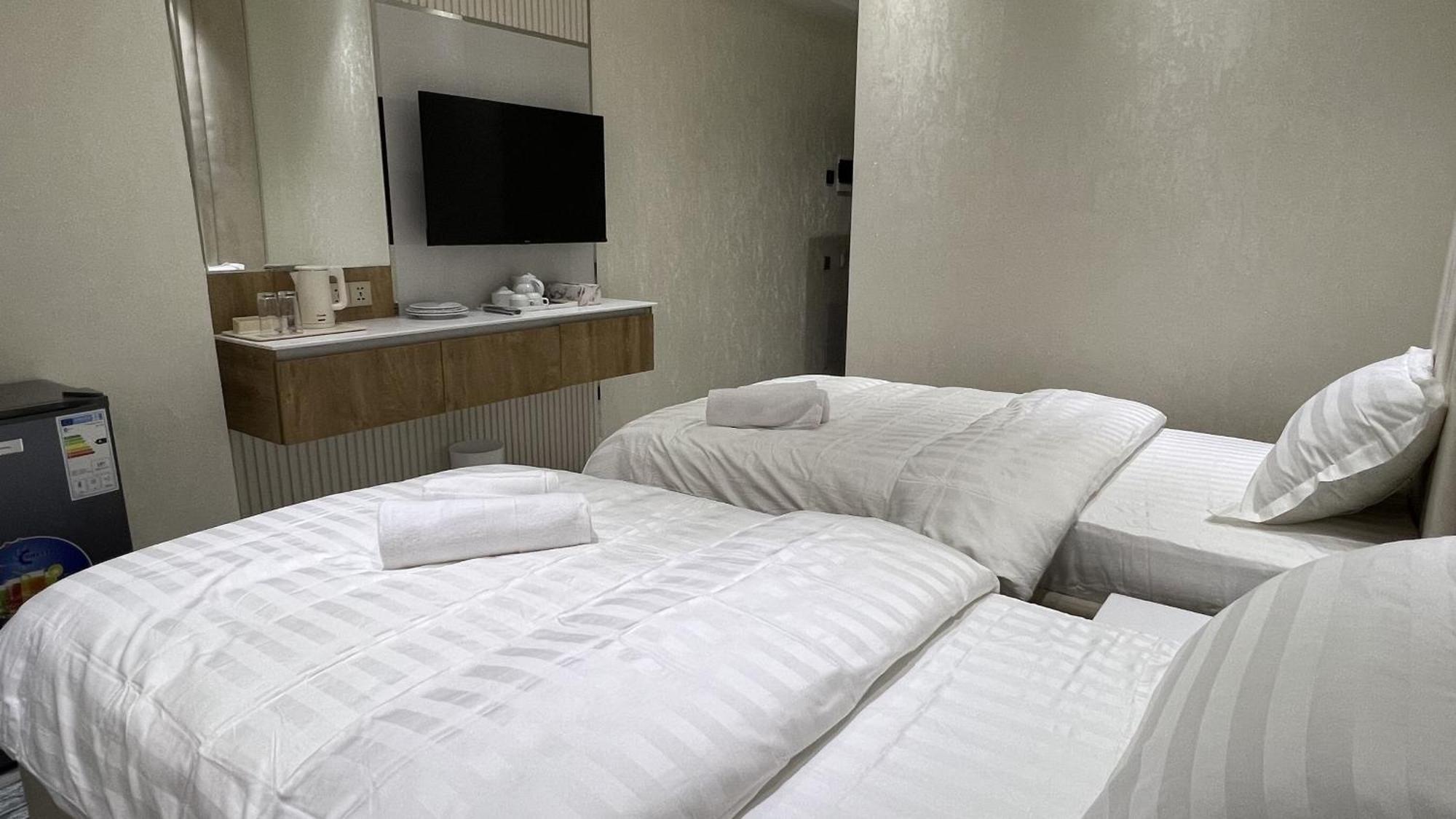 Hotel Panorama 杜尚别 外观 照片