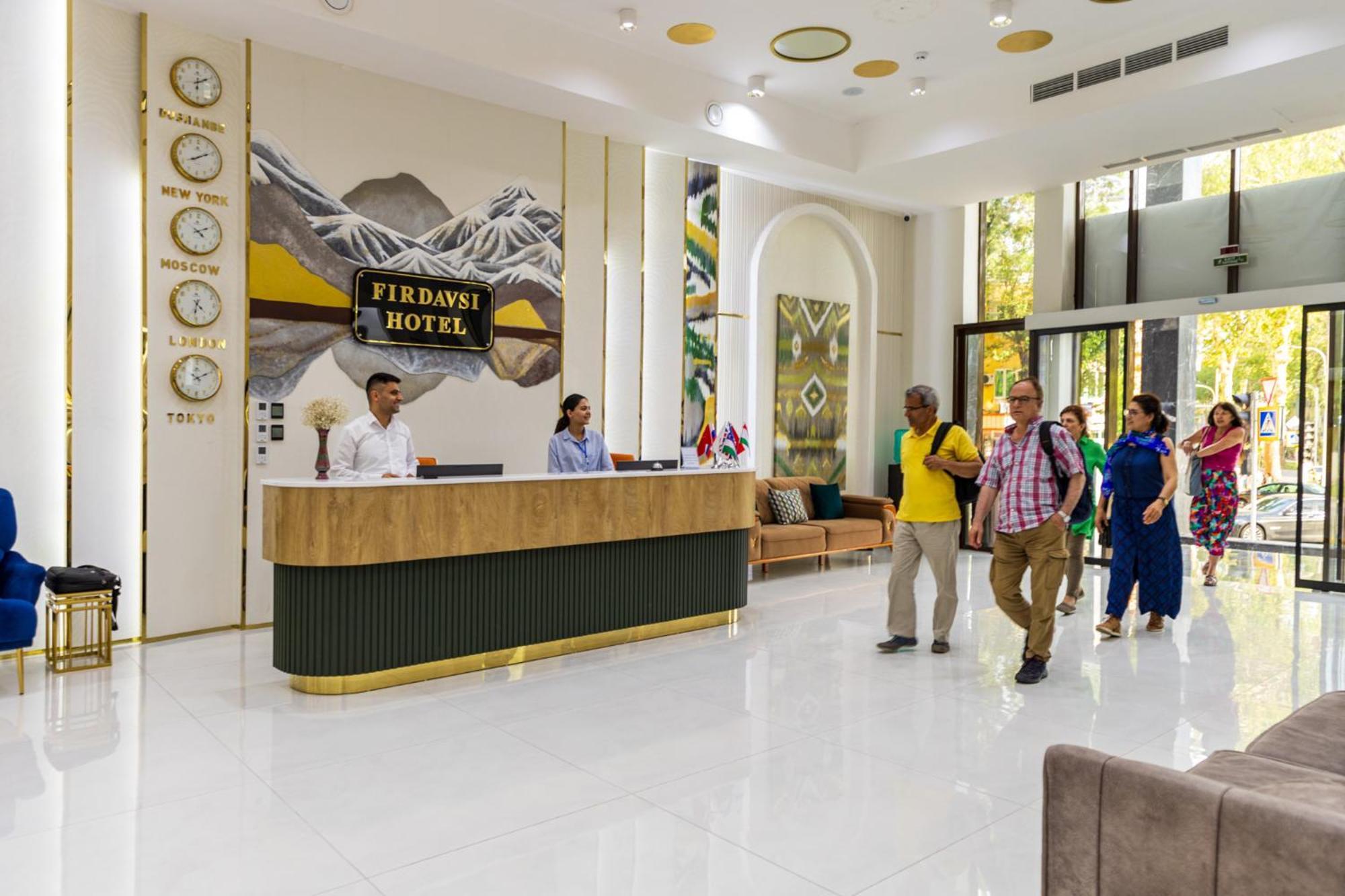 Hotel Panorama 杜尚别 外观 照片